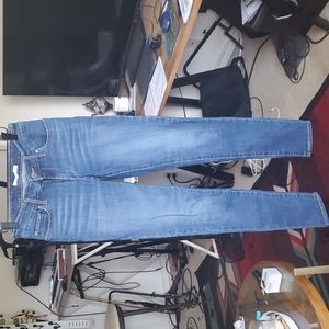 Levi 711 Skinny Ankle Jeans